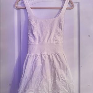 White Sleeveless Dress